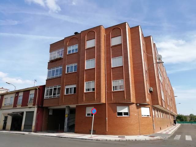 Piso en Venta en C/ Quintana en Trobajo del Camino