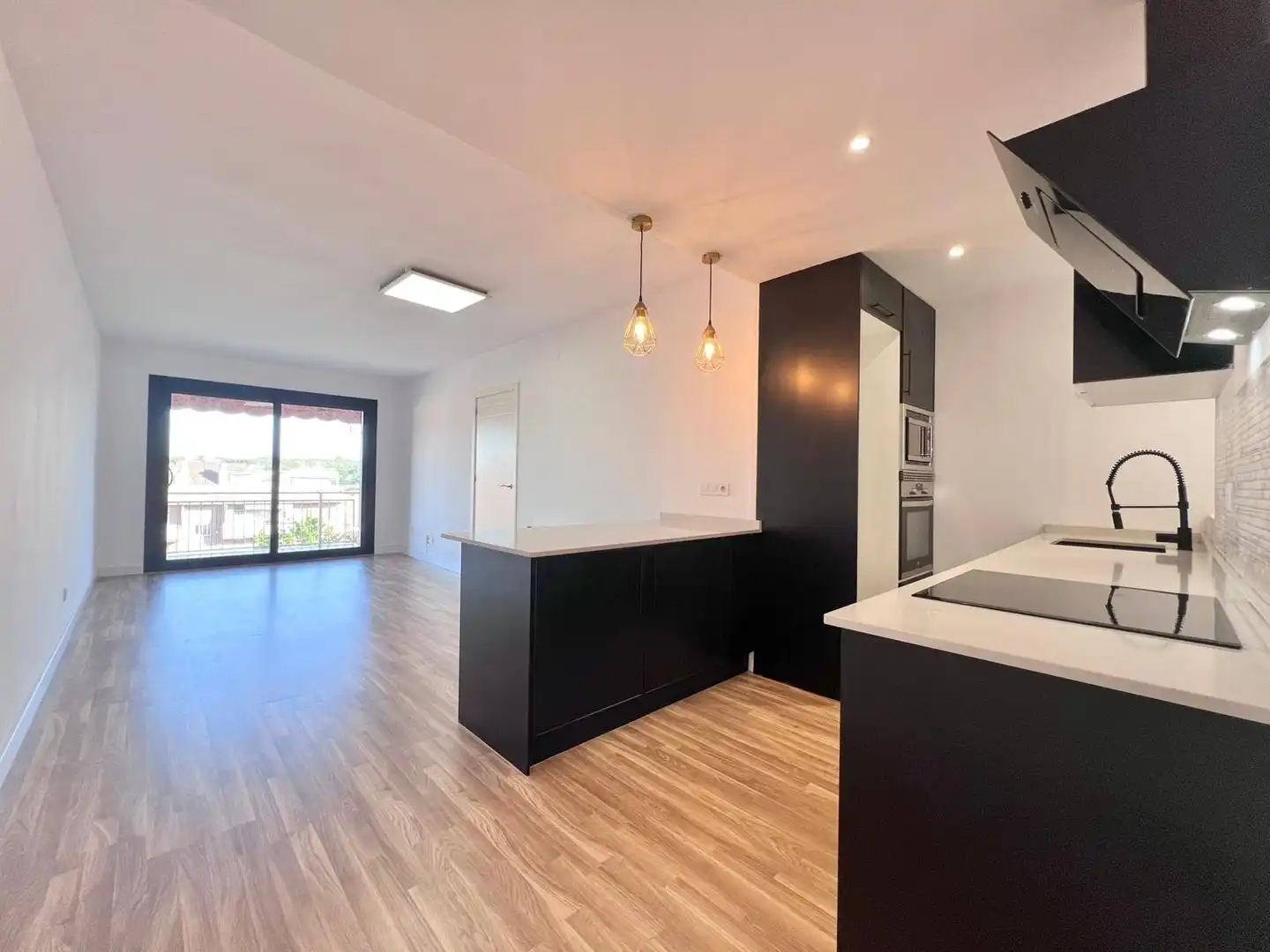 Kitchen of Flat for sale in Mollet del Vallès  with Heating, Parquet flooring and Balcony