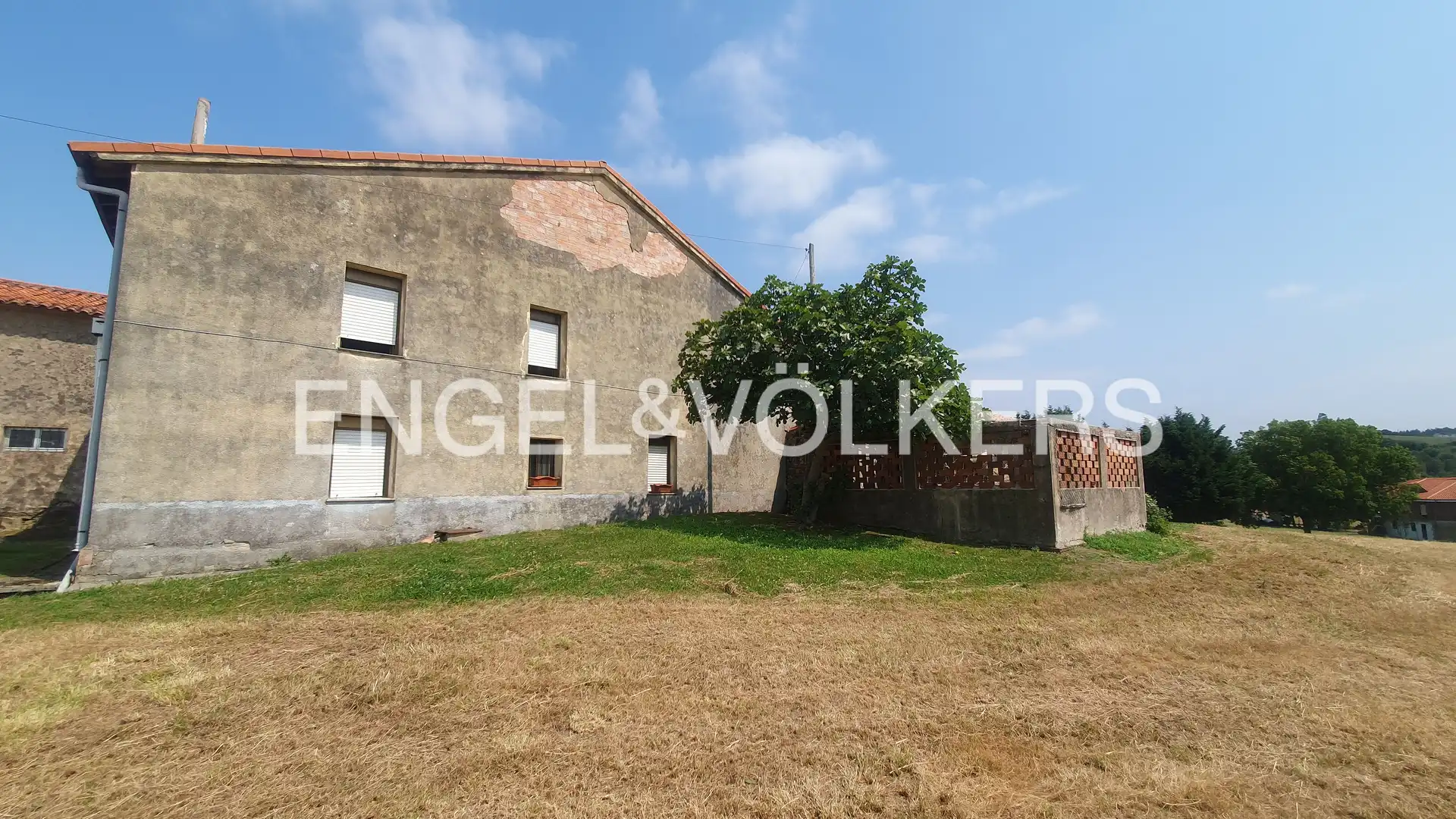 Exterior view of Detached homes for sale in Santillana del Mar  with Heating, Private garden and Terrace