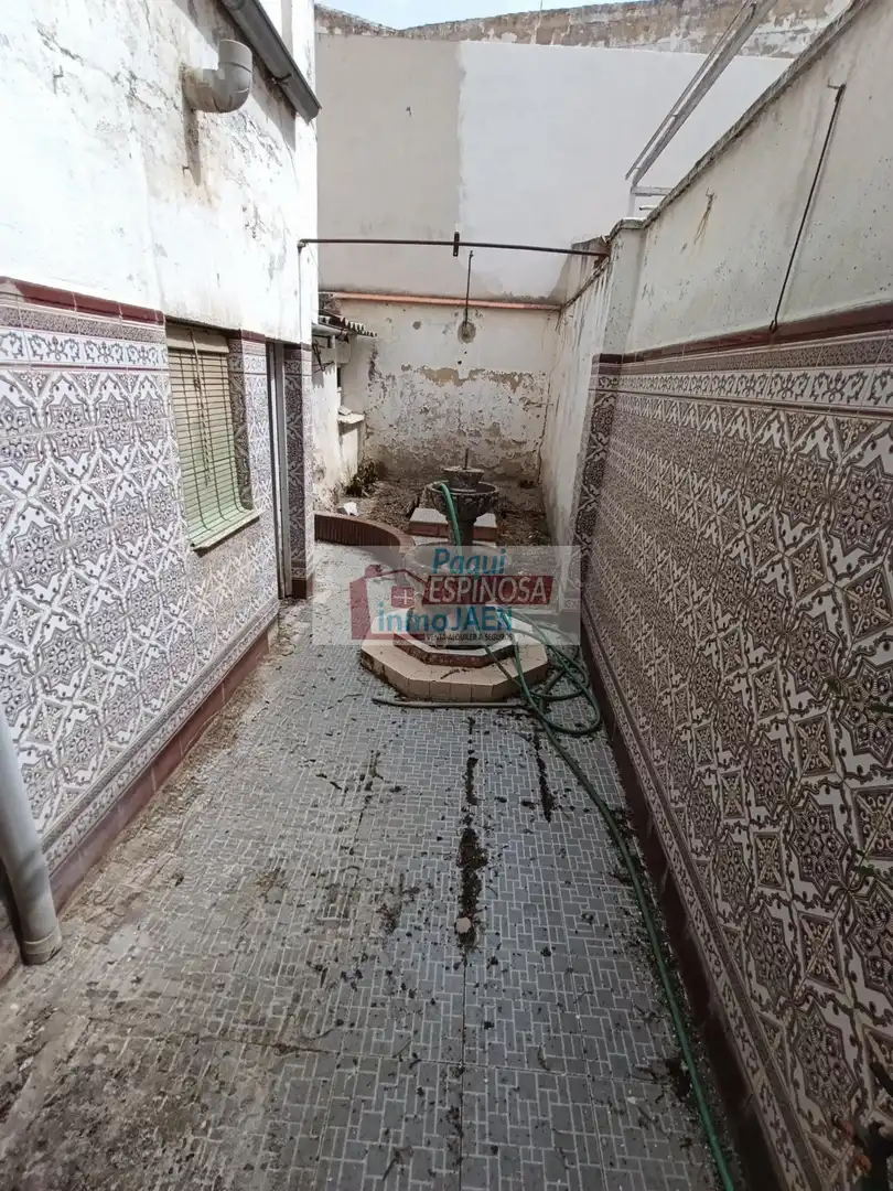 Casa en venta en Torredonjimeno