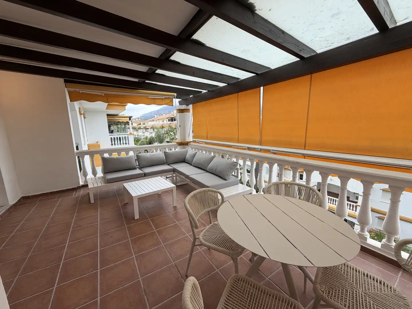 Apartament amb piscina en venda a Nueva Andalucía, imagen 23