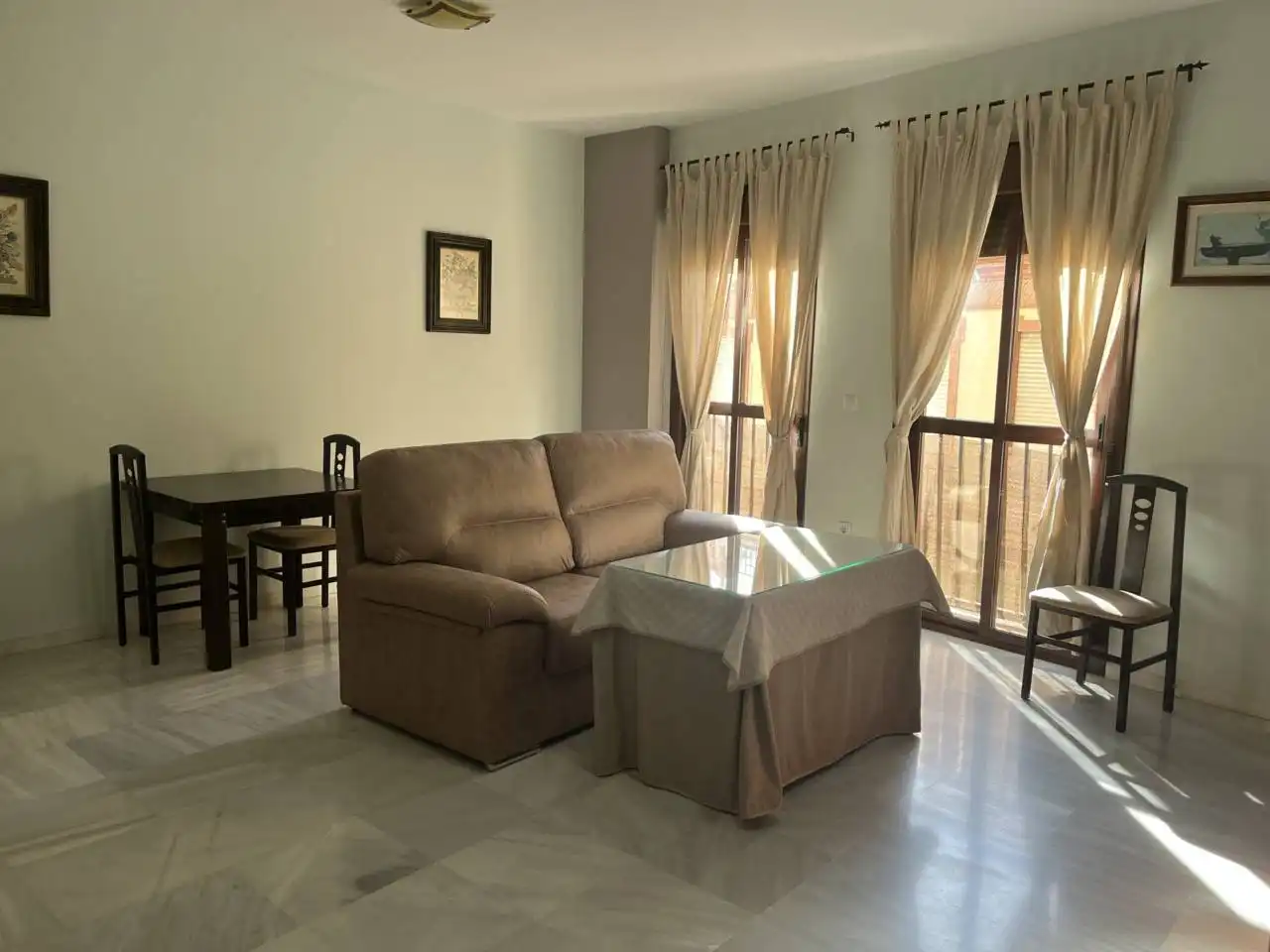 Living room of Flat for sale in Morón de la Frontera  with Air Conditioner, Furnished and Balcony