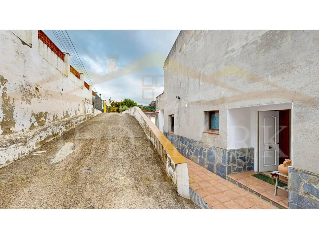 Vista exterior de Casa o chalet en venta en Corbera de Llobregat con Aire acondicionado, Calefacción y Jardín privado