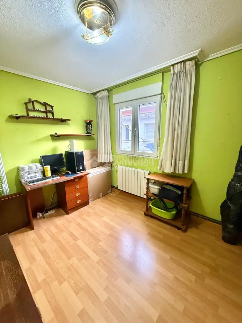 Habitación de Piso en venta en Santander con Calefacción y Amueblado