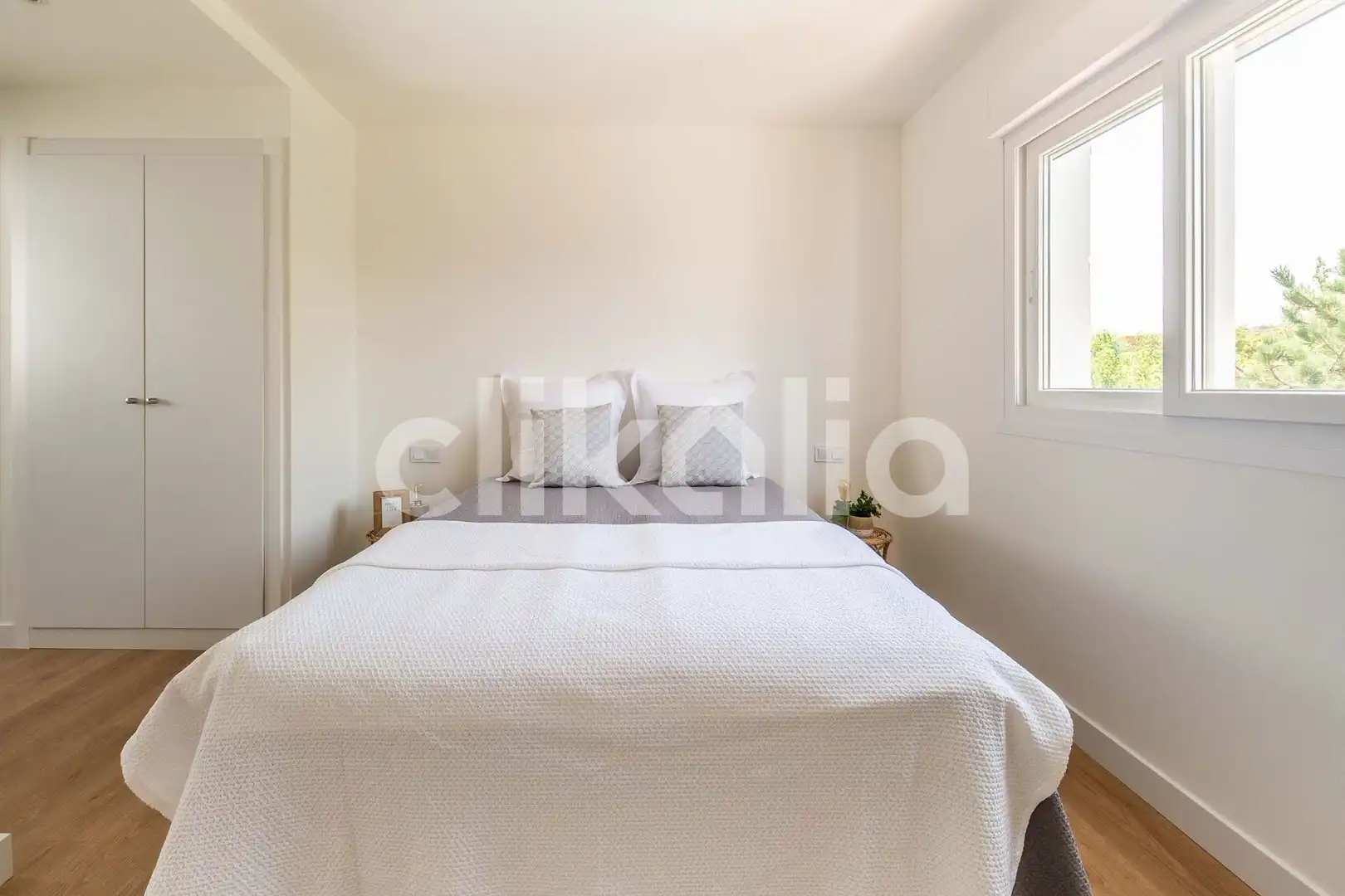 Schlafzimmer von Wohnung zum Verkauf in Madrid mit Klimaanlage, Heizung und Privatgarten