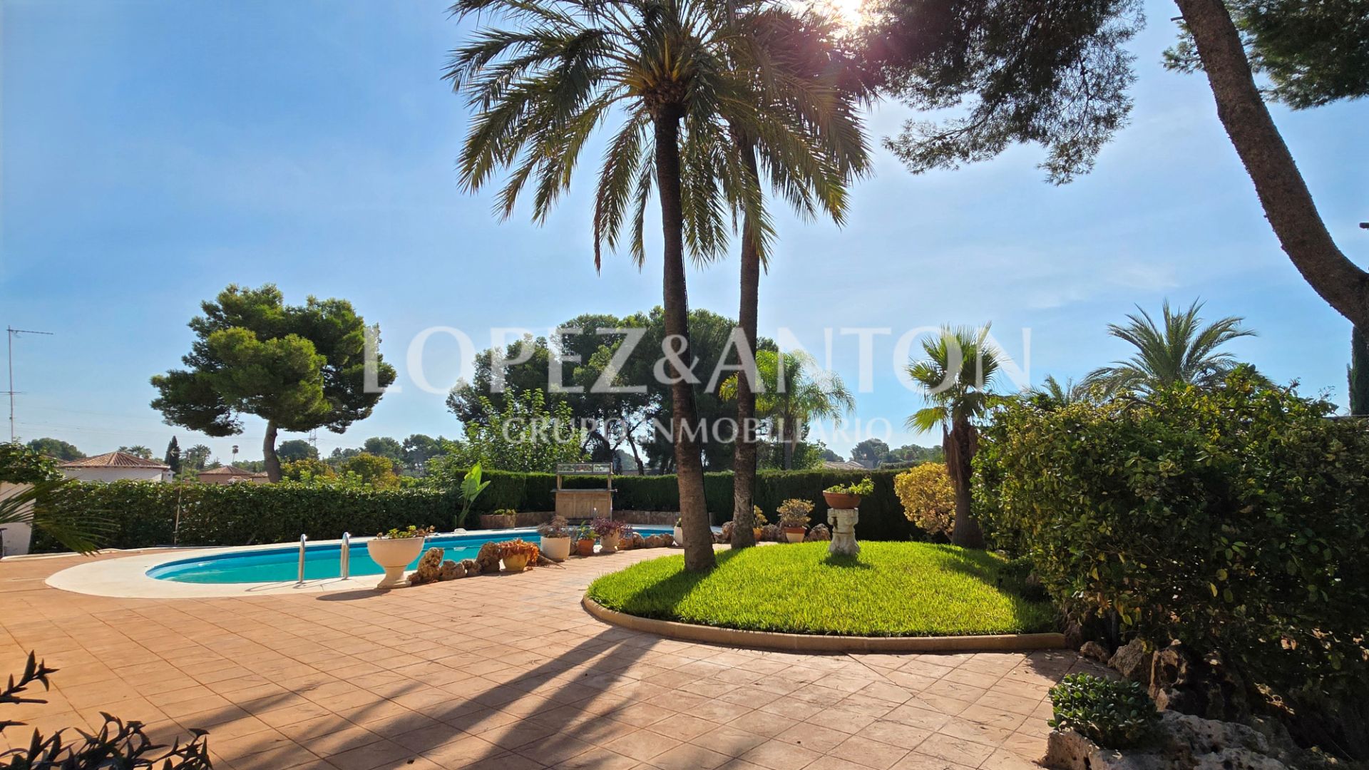 Jardí de Casa o xalet en venda en L'Eliana amb Aire condicionat, Calefacció i Jardí privat