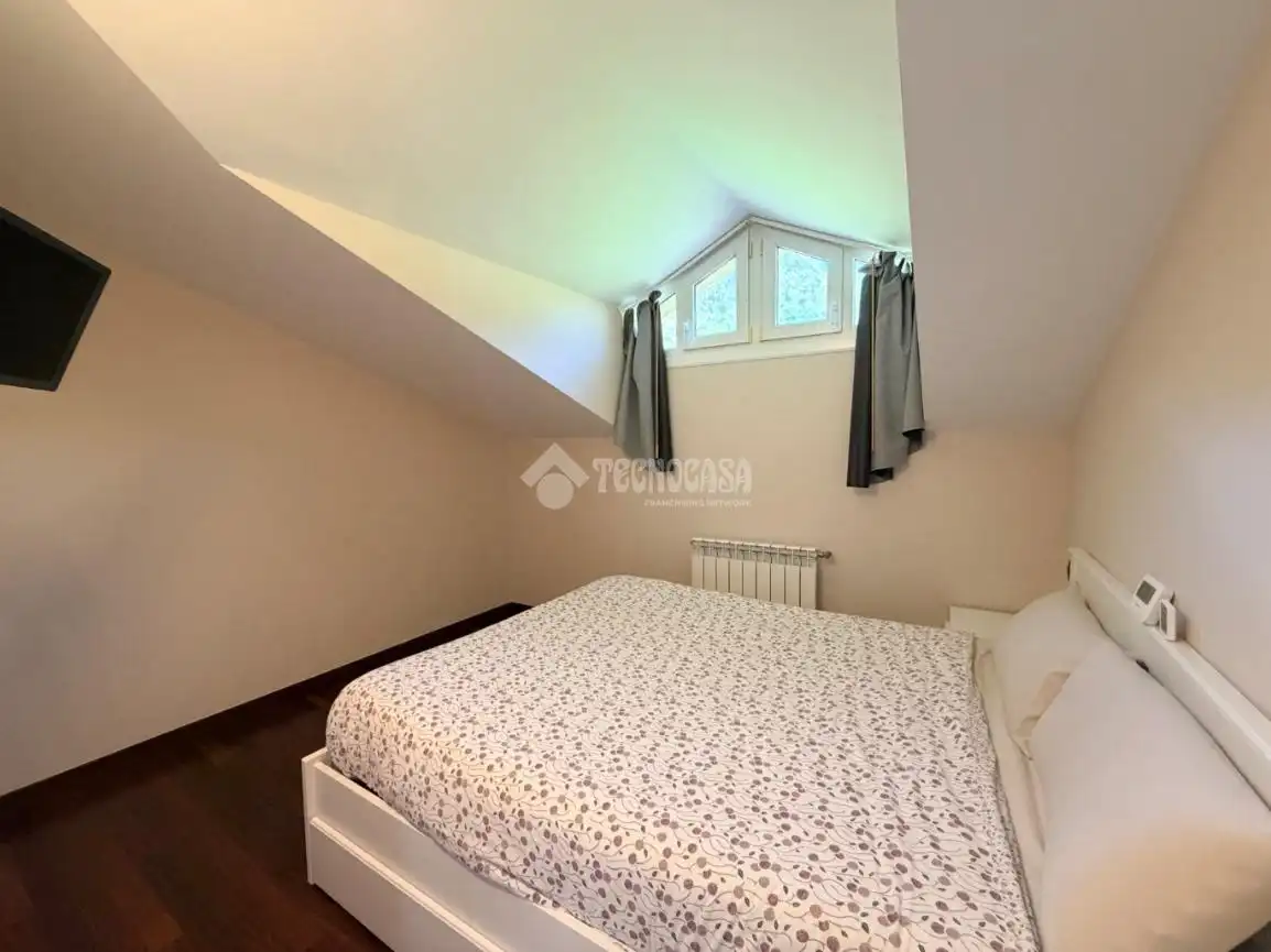 Habitación de Casa adosada en venta en Guriezo con Calefacción, Jardín privado y Balcón
