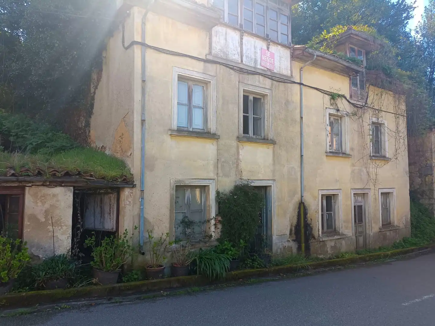 Country house zum Verkauf in Las Regueras