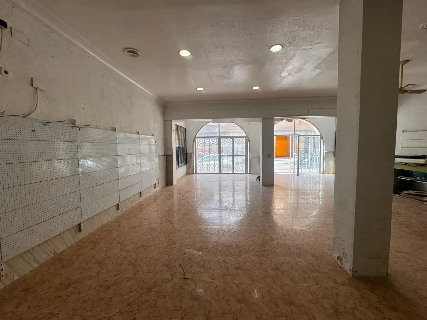 Local comercial en venta en Carrer Blasco Ibáñez 45, imagen 4