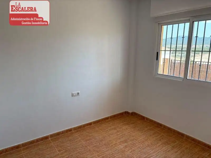 Schlafzimmer von Einfamilien-Reihenhaus zur Miete in Castalla