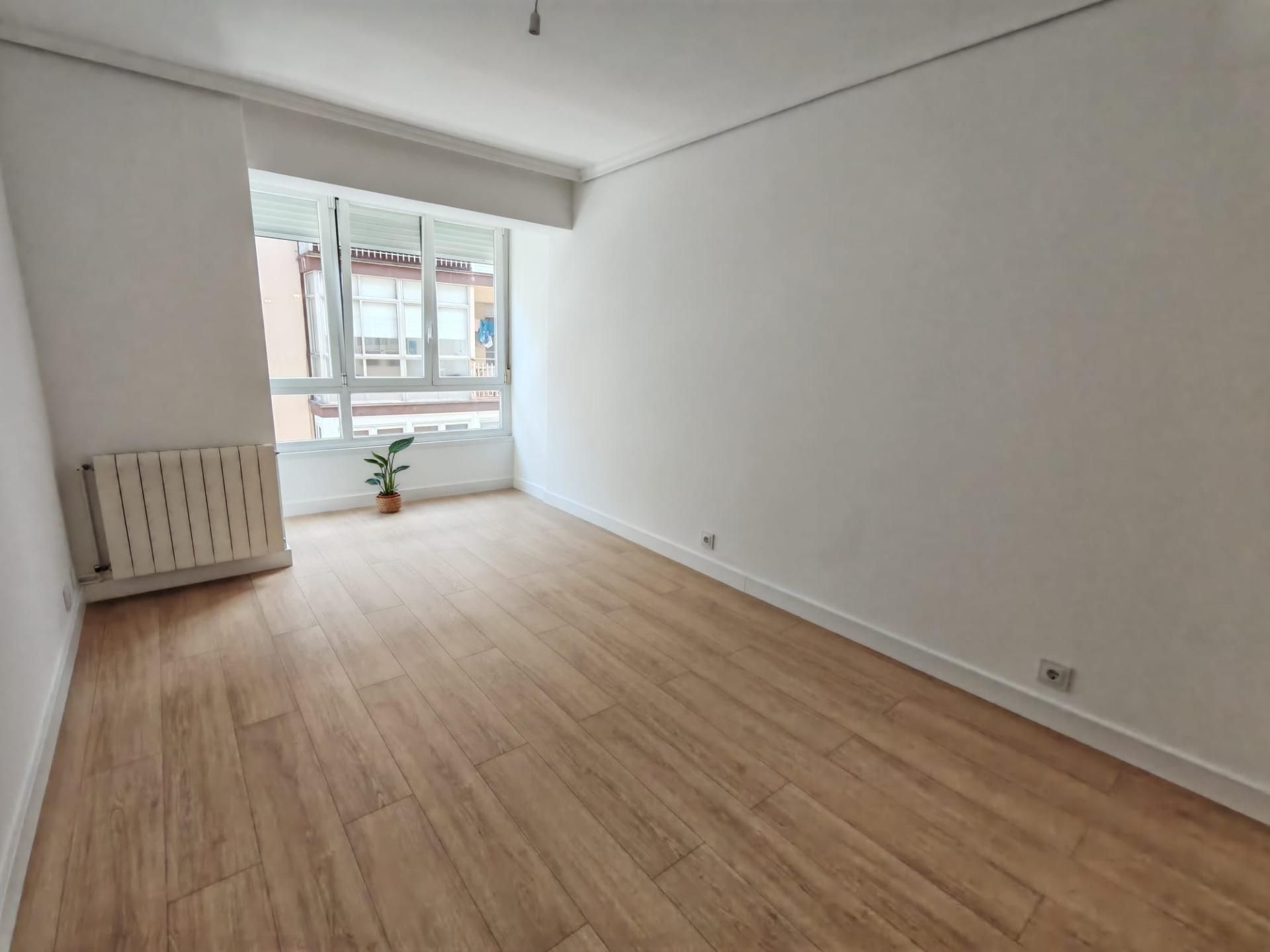 Bedroom of Flat to rent in Vigo   with Heating