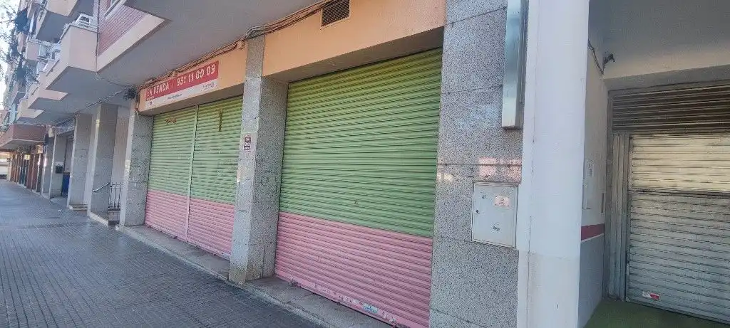 Local en venda a Avinguda de la Roureda, 7, La Roureda