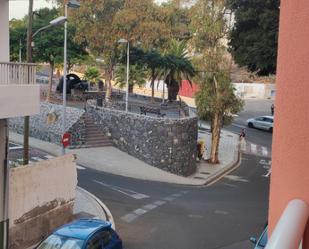 Vista exterior de Pis en venda en Granadilla de Abona amb Terrassa, Moblat i Forn