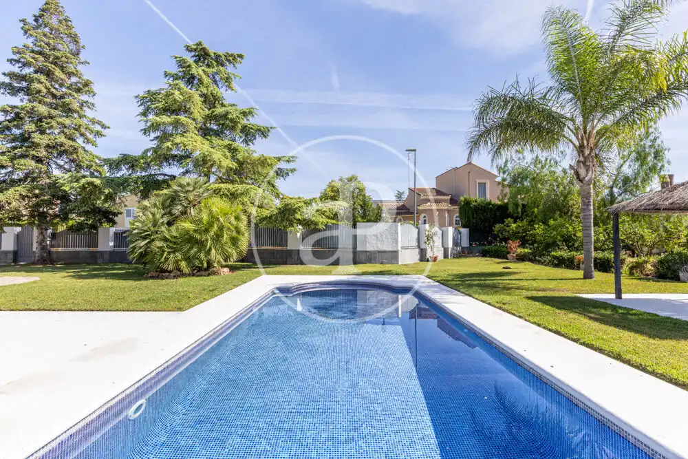 Jardí de Casa o xalet de lloguer en Madrid amb Aire condicionat, Calefacció i Jardí privat