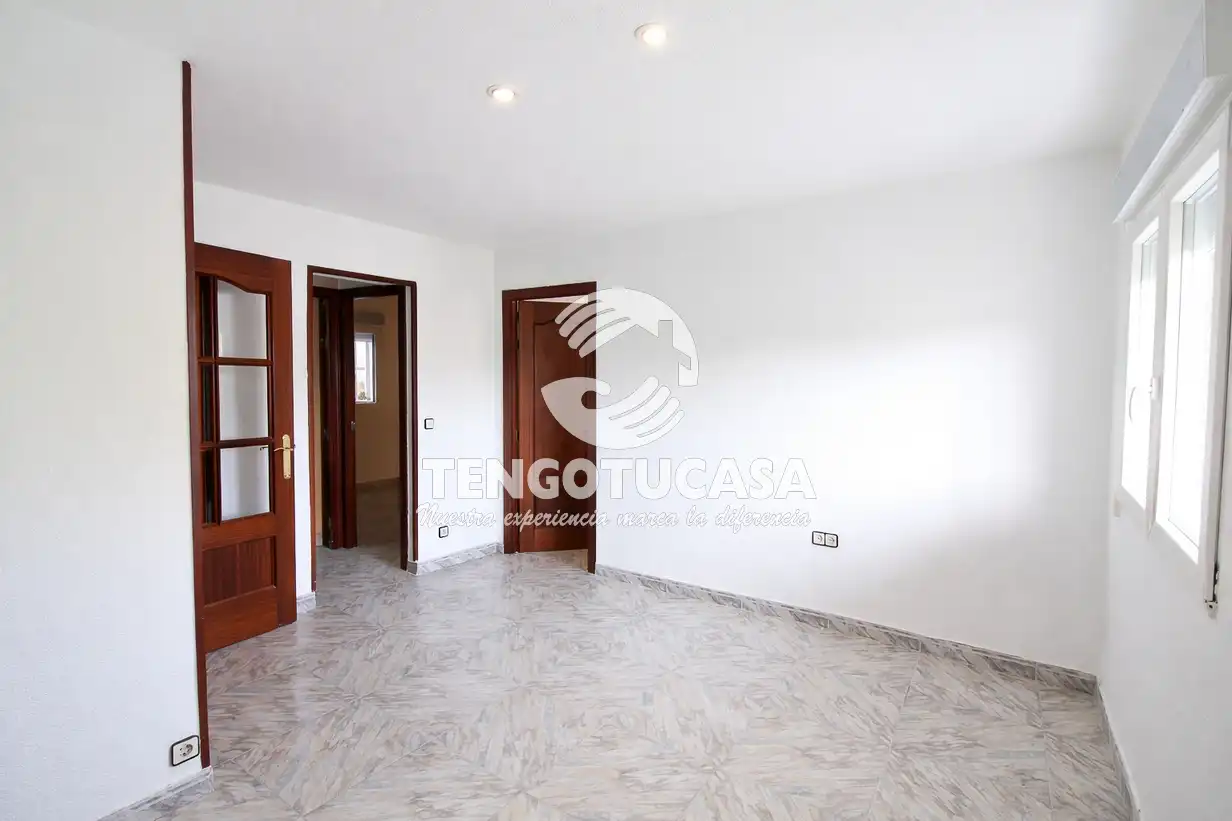 Piso de alquiler en  Madrid Capital con Calefacción, Horno y Lavadora