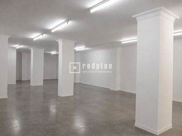 Local comercial en venda a Puente de Vallecas
