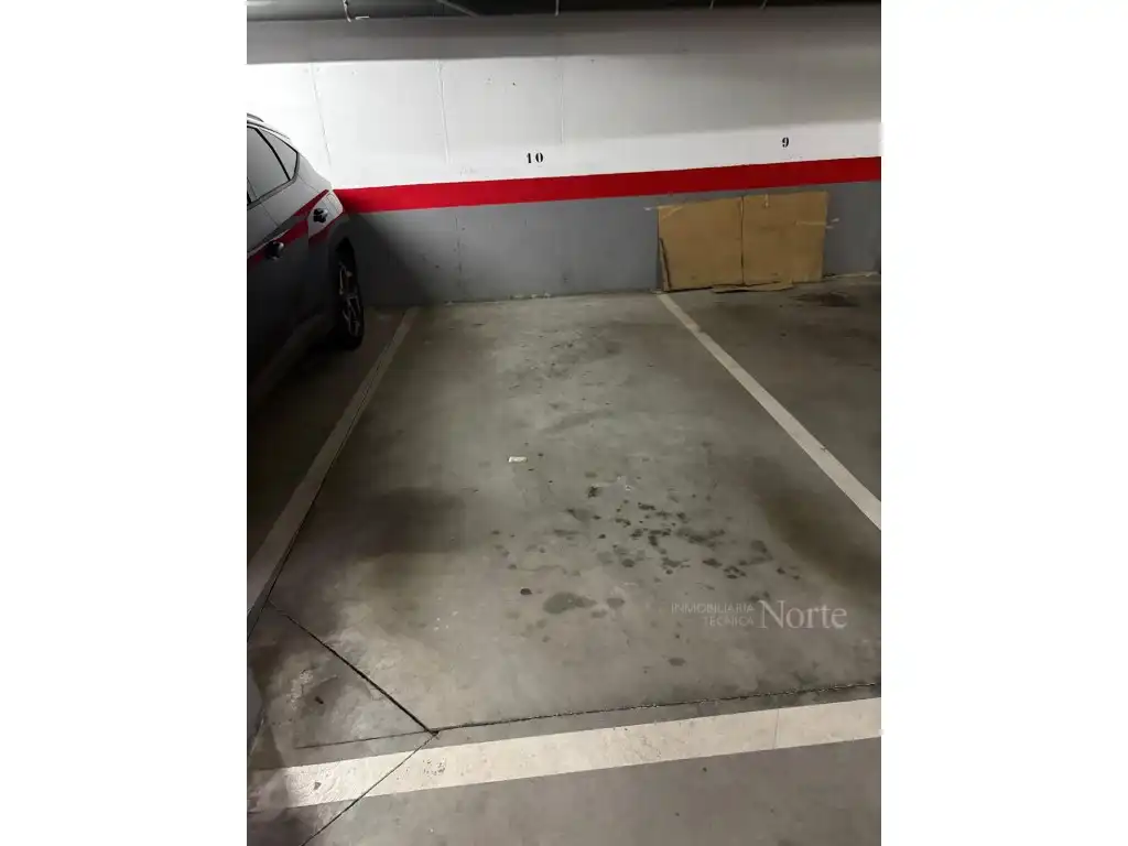 Parking de Oficina en venta en Algete
