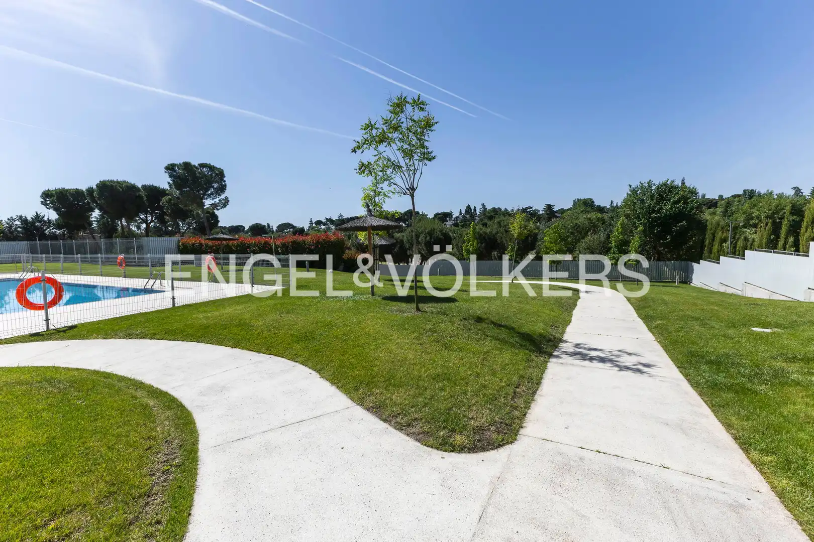 Apartamento en venta en Pozuelo de Alarcón con Aire acondicionado, Calefacción y Jardín privado