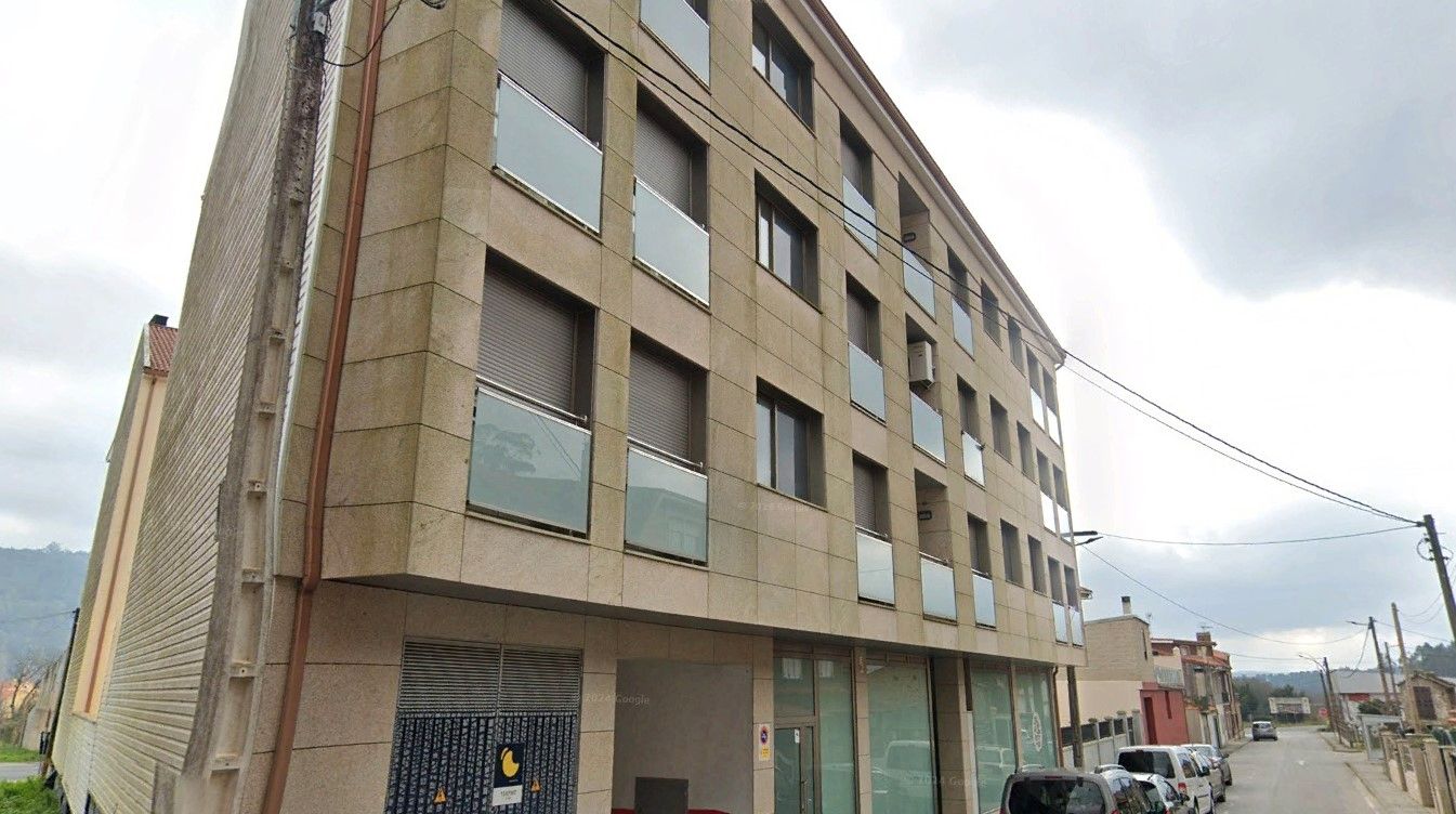 Vista exterior de Piso en venta en Outes