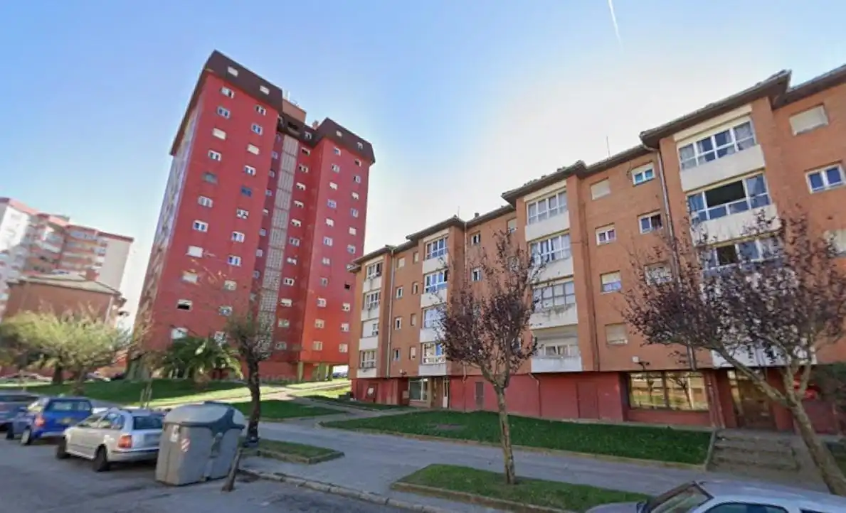 Piso con ascensor en venta en Alisal - San Román, imagen 2