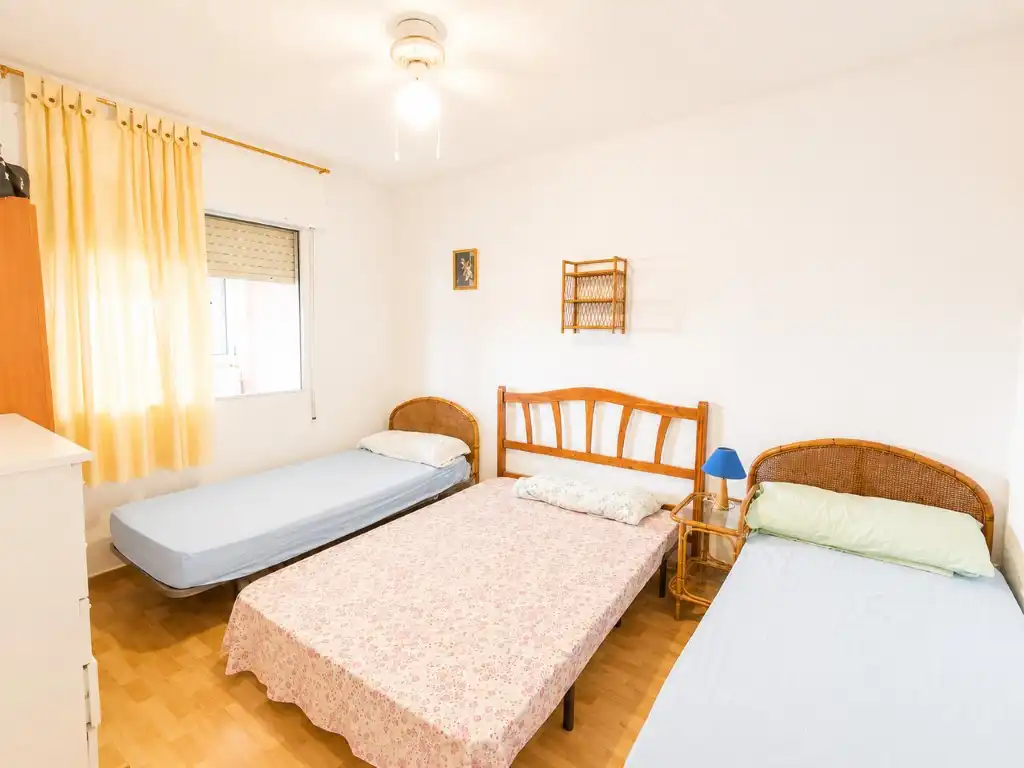 Habitación de Ático en venta en Orihuela con Piscina comunitaria