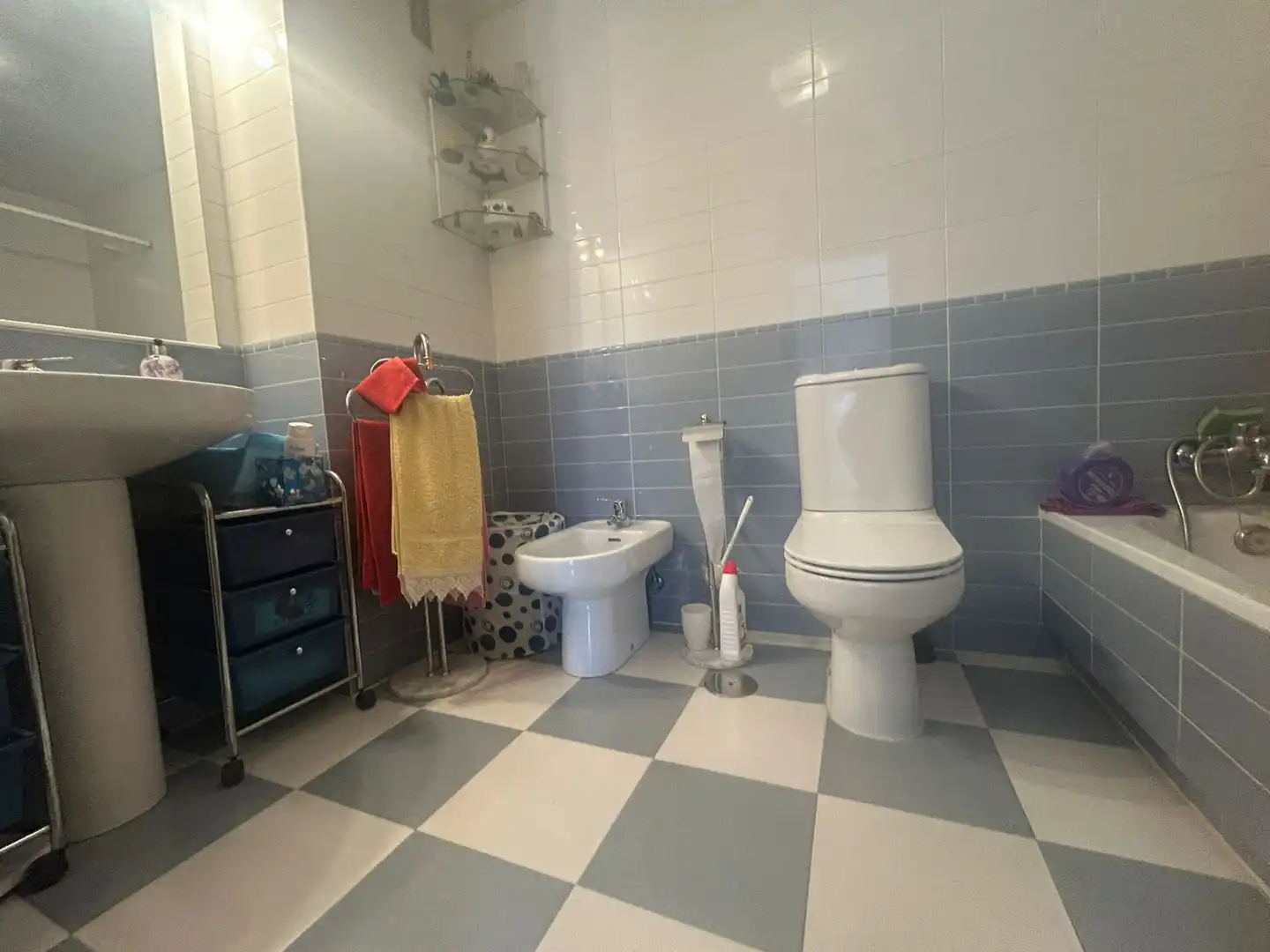 Bathroom of Flat for sale in Valladolid  with Heating and Storage room