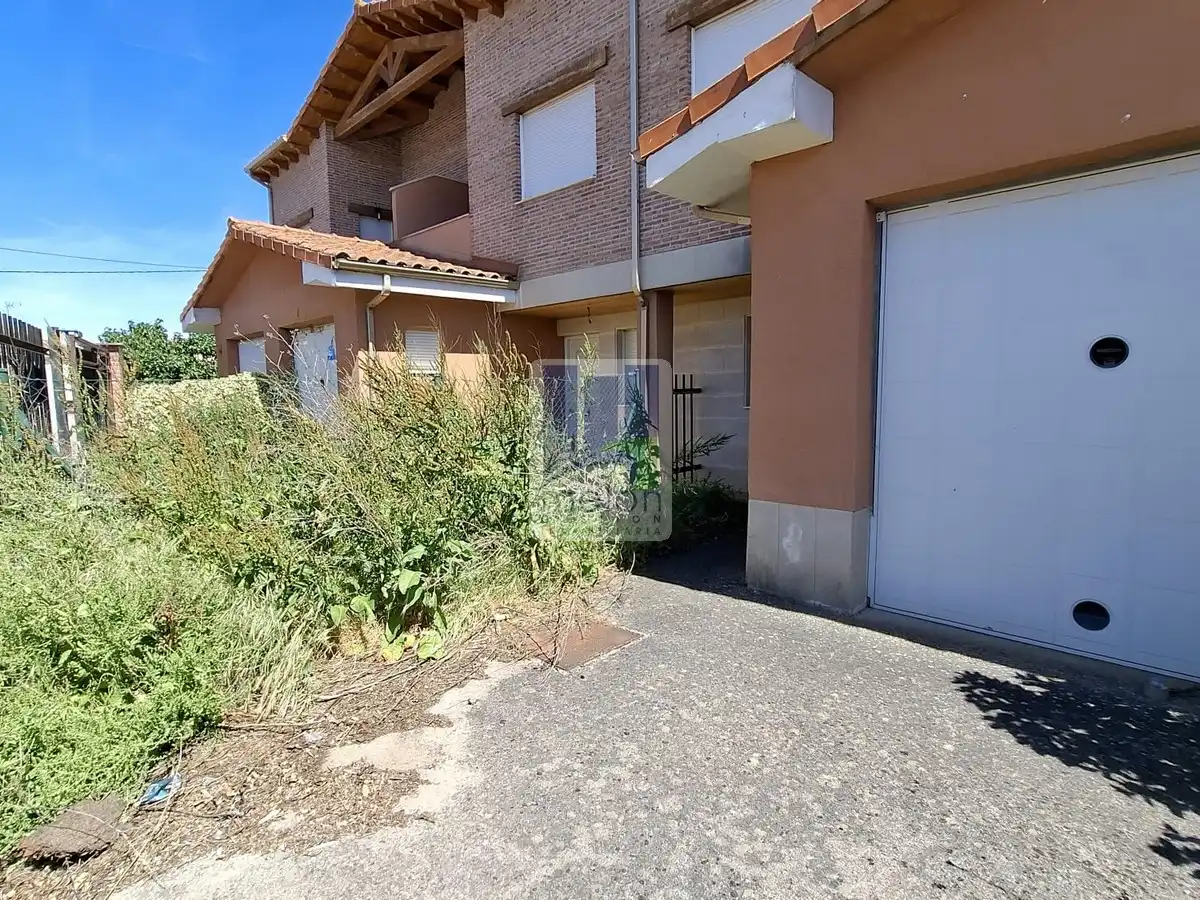 Exterior view of Houses for sale in Frandovínez