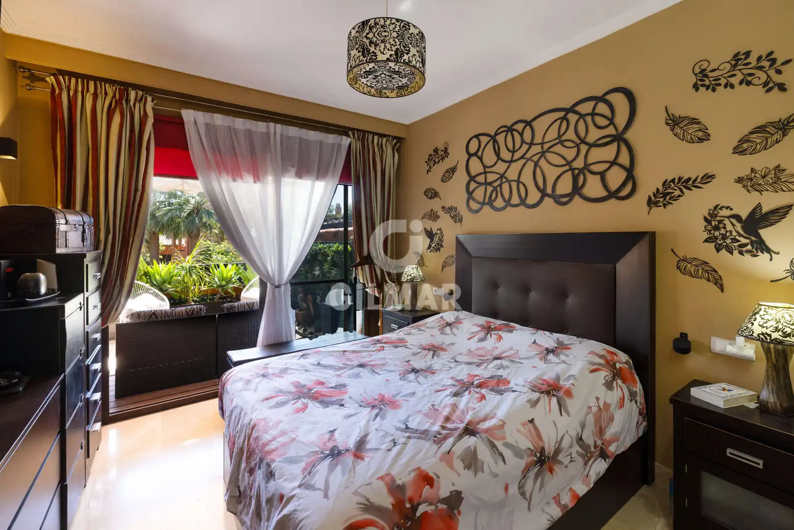 Habitación de Apartamento en venta en Estepona con Calefacción, Jardín privado y Trastero