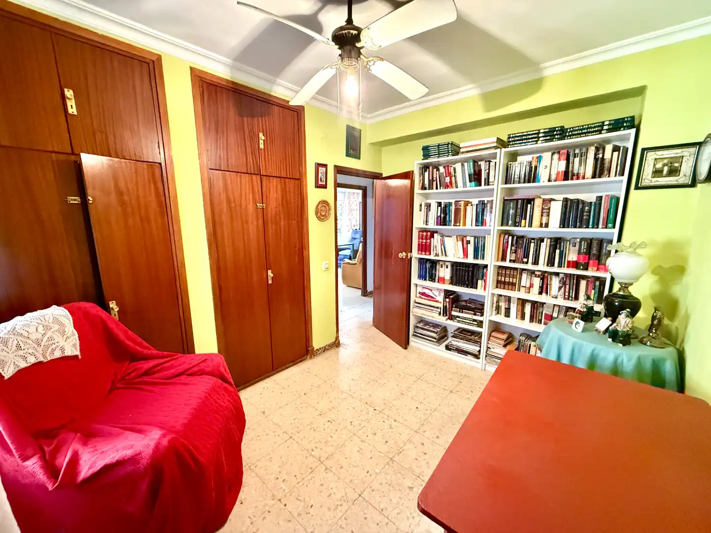 Living room of Flat for sale in Mairena del Aljarafe  with Terrace and Balcony