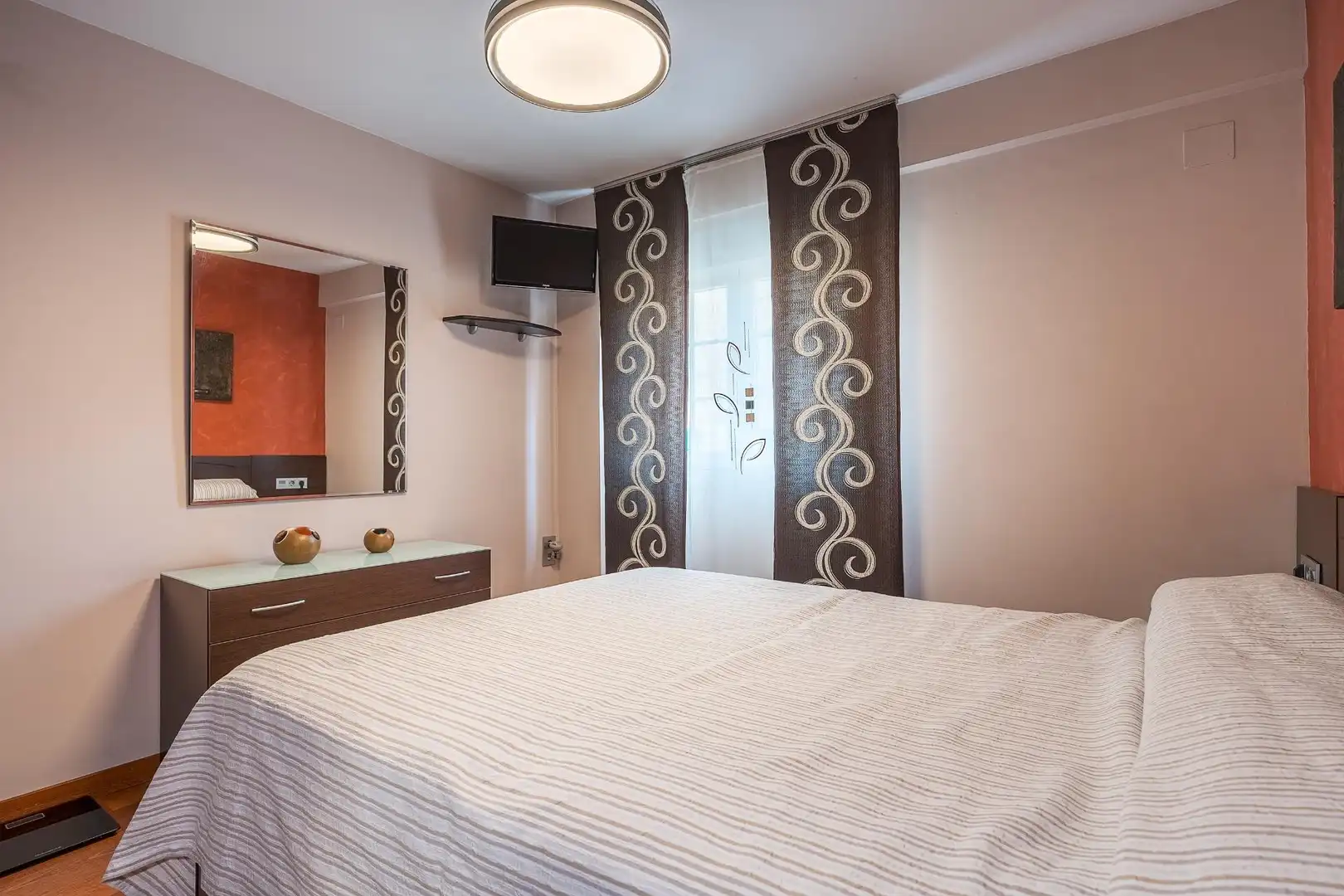 Habitación de Piso en venta en Granada con Aire acondicionado