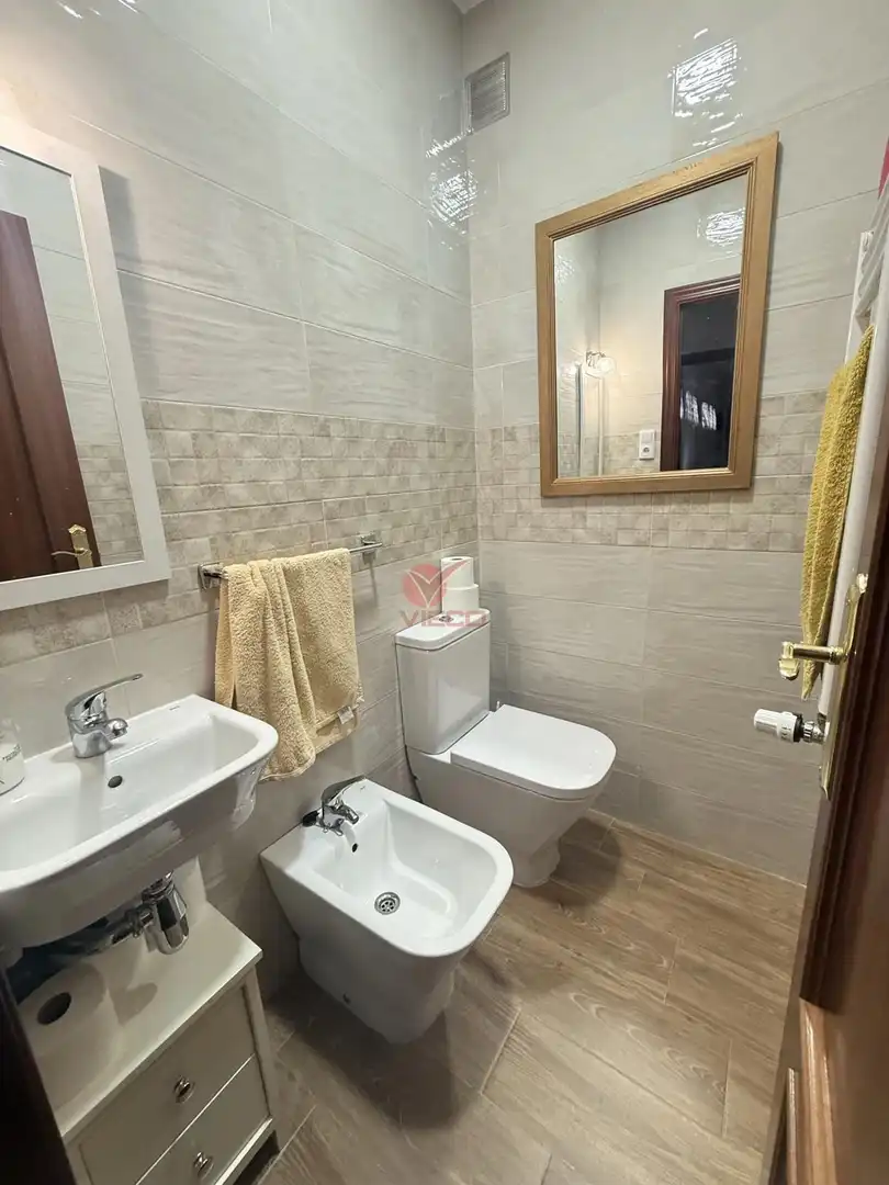 Bathroom of Flat for sale in Cuenca  with Heating