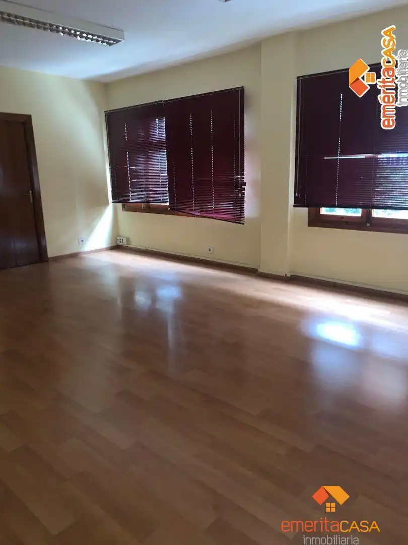 Local comercial en venda a Sur, imagen 5