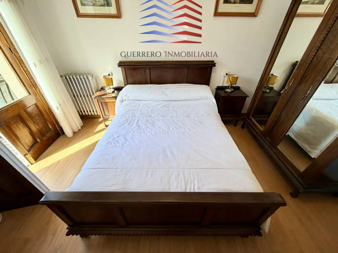 Dormitori de Apartament de lloguer en O Carballiño   amb Calefacció, Parquet i Moblat