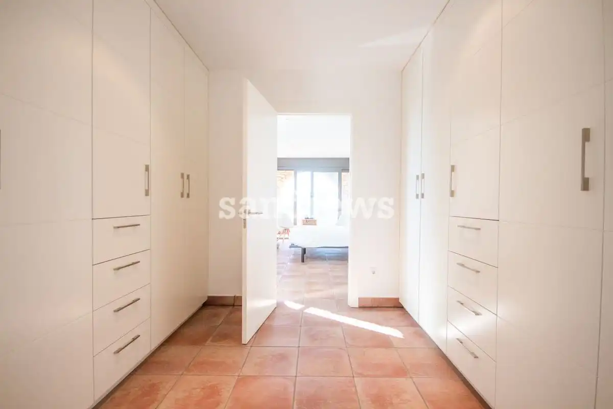Schlafzimmer von Country house zum Verkauf in Darnius mit Klimaanlage, Heizung und Privatgarten