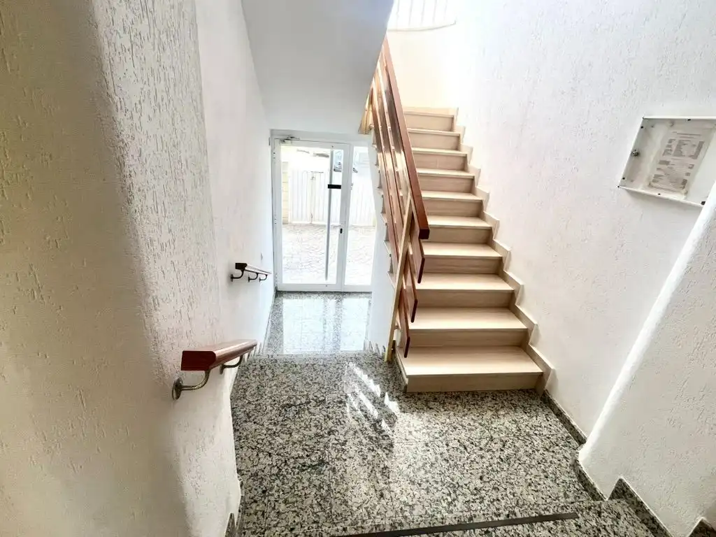 Mini appartamento con piscina in vendita a Avenida Roger de Lluria 1, imagen 4