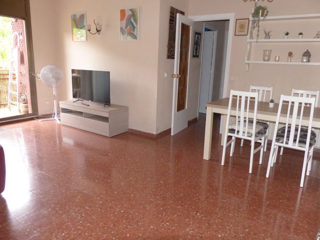 Sala de estar de Piso en venta en  Barcelona Capital con Balcón
