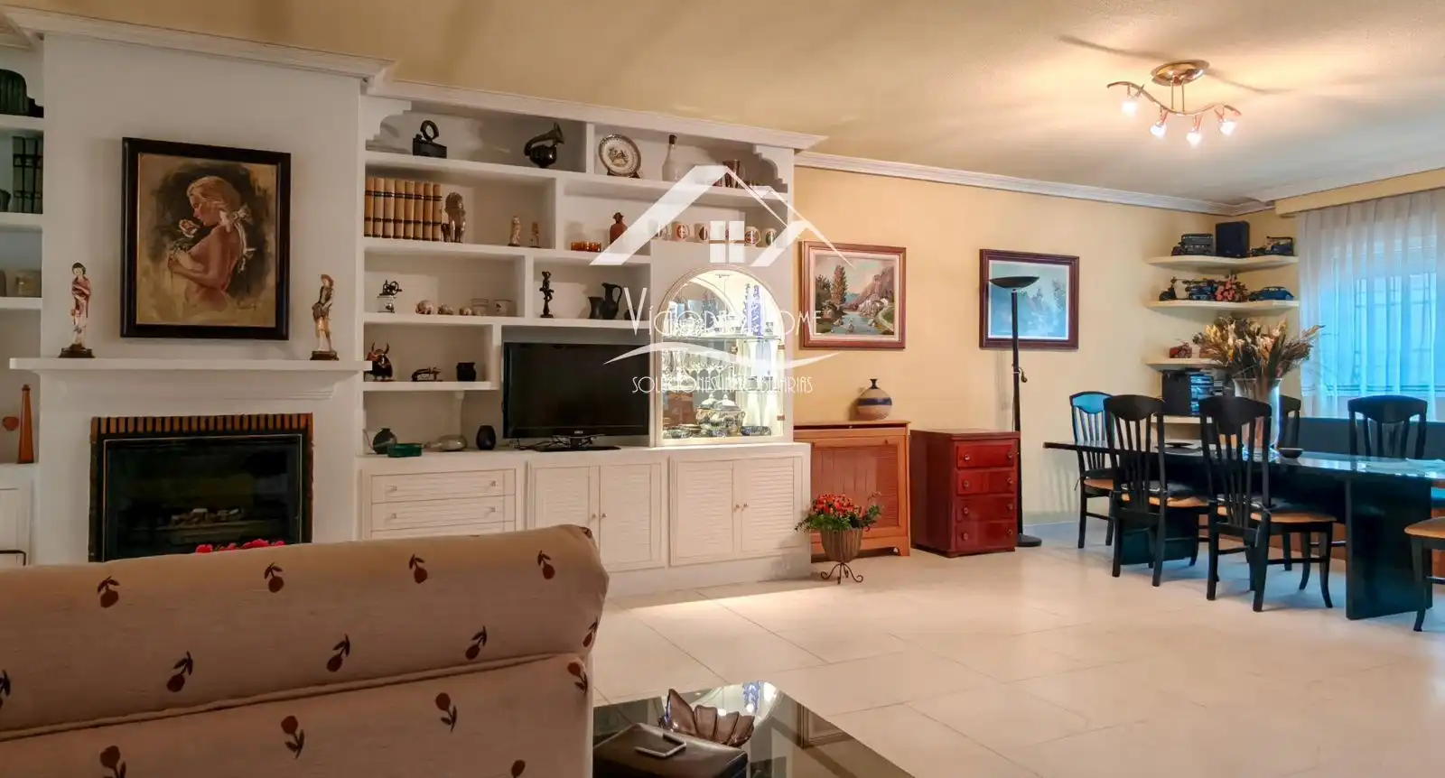 Wohnzimmer von Einfamilien-Reihenhaus zum Verkauf in San Agustín del Guadalix mit Klimaanlage, Heizung und Parkett