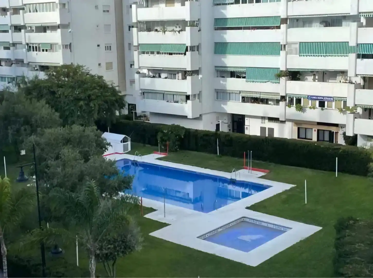 Apartment with pool for sale in Avenida de Santa Amalia