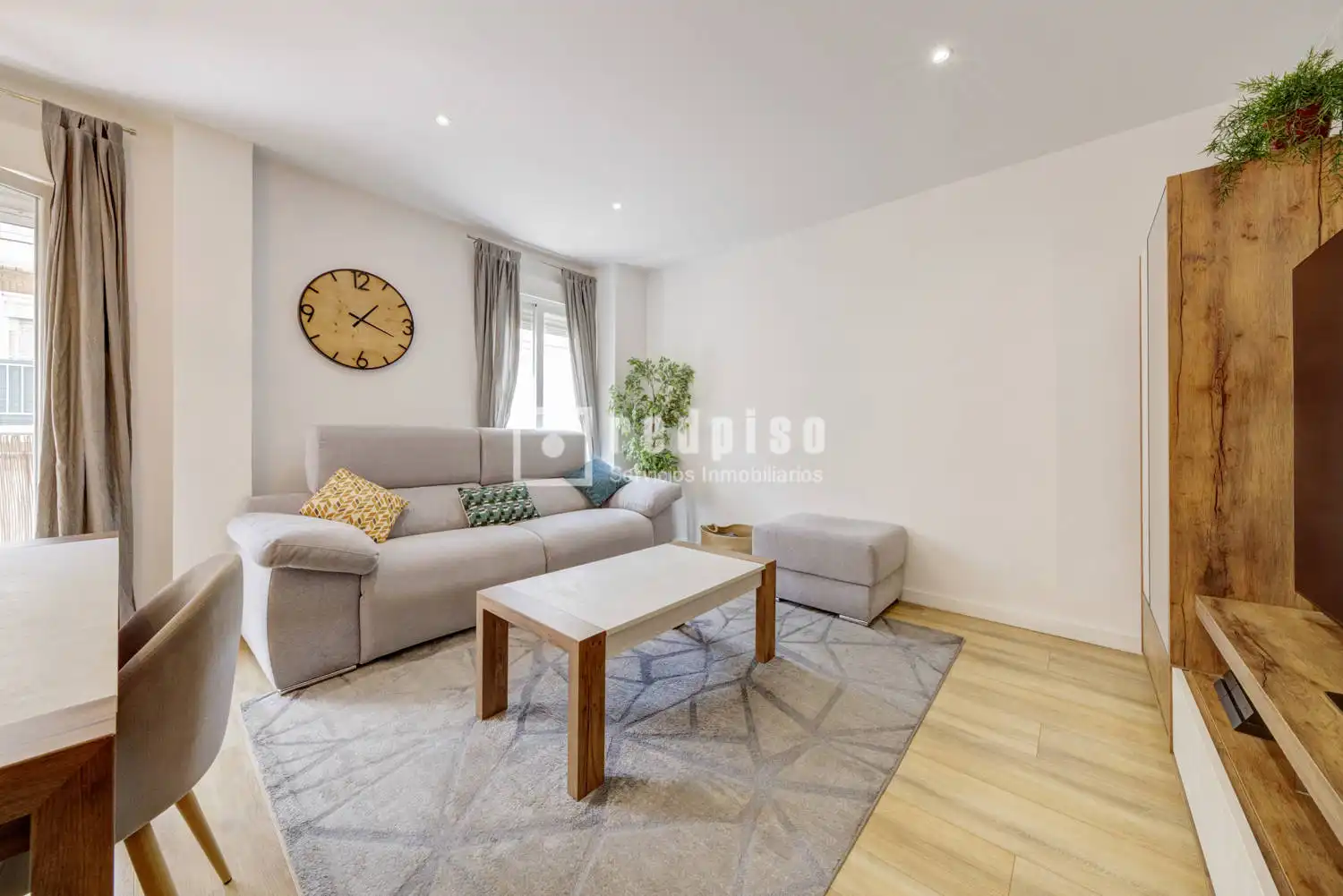 Living room of Flat for sale in Pozuelo de Alarcón  with Air Conditioner, Heating and Terrace