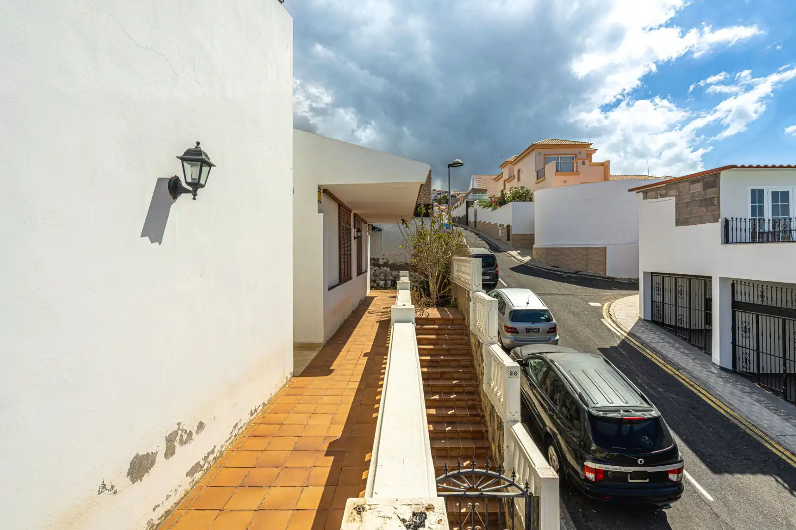 Vista exterior de Casa o chalet en venta en Adeje con Jardín privado y Terraza