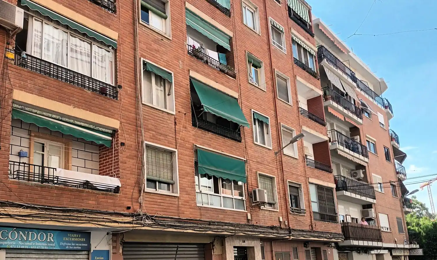 Piso con terraza en venta en Pare Viñas 54, imagen 2