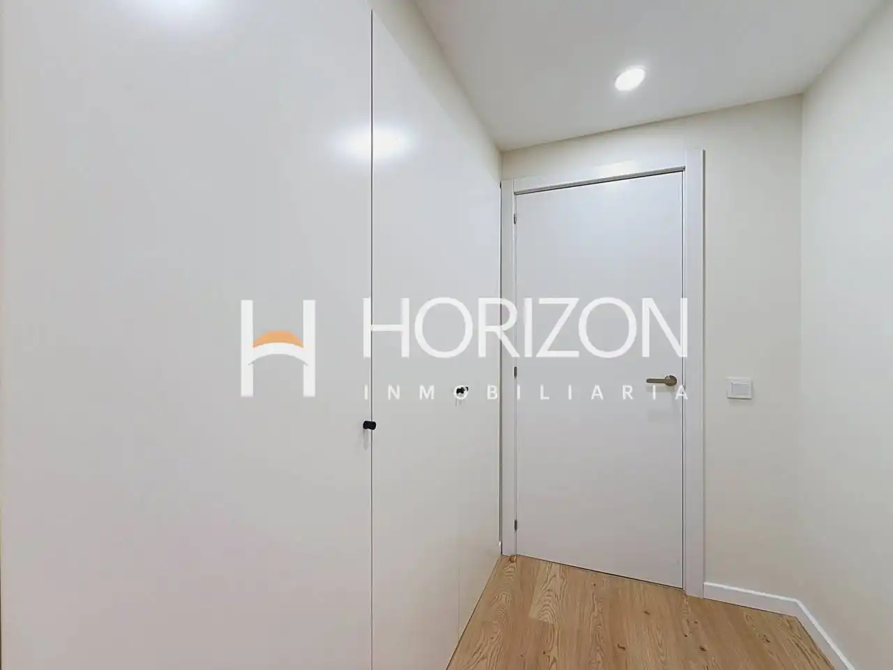 Wohnung zum Verkauf in Barcelona mit Klimaanlage, Heizung und Parkett