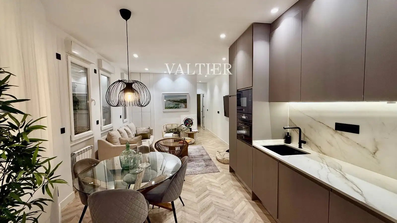 Kitchen of Flat for rent in  Madrid Capital  with Air Conditioner, Heating and Furnished