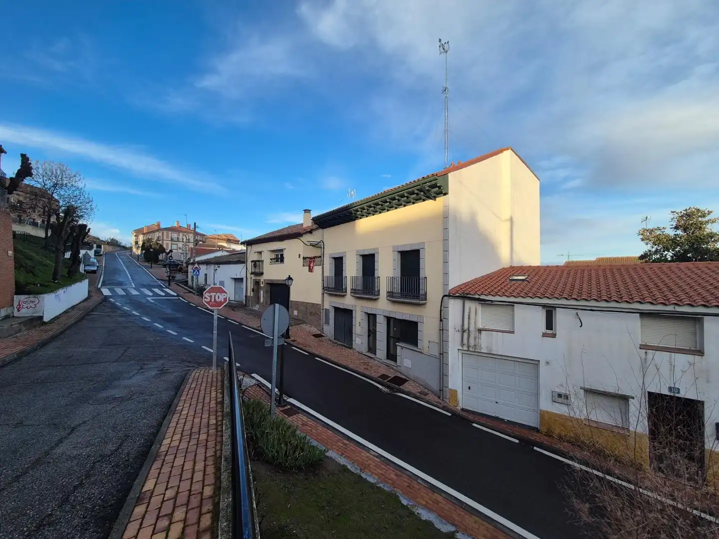 Dúplex en venda a JOSE DE LA MORENA, Villamantilla