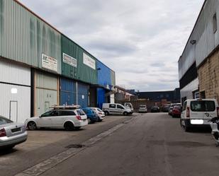 Außenansicht von Fabrikhallen zum verkauf in Valle de Trápaga-Trapagaran