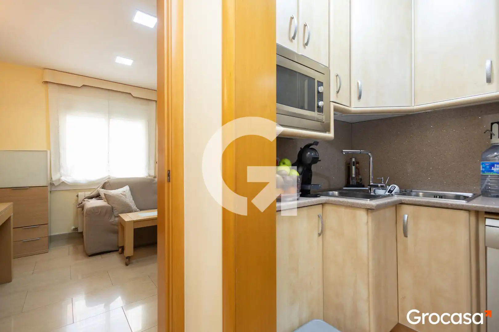 Cocina de Piso en venta en L'Hospitalet de Llobregat con Aire acondicionado y Calefacción
