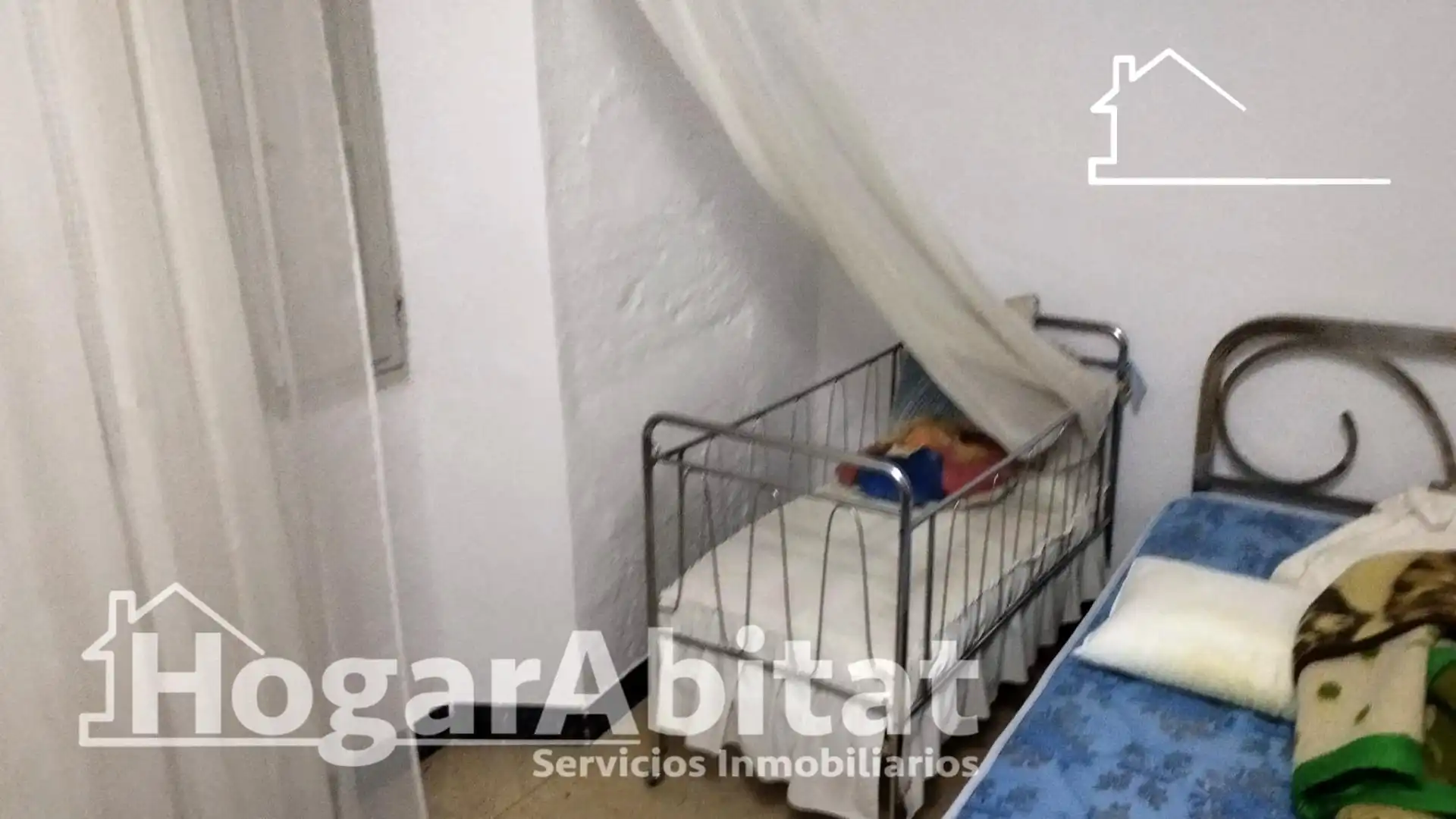 Dormitori de Casa o xalet en venda en Ontinyent amb Calefacció i Balcó
