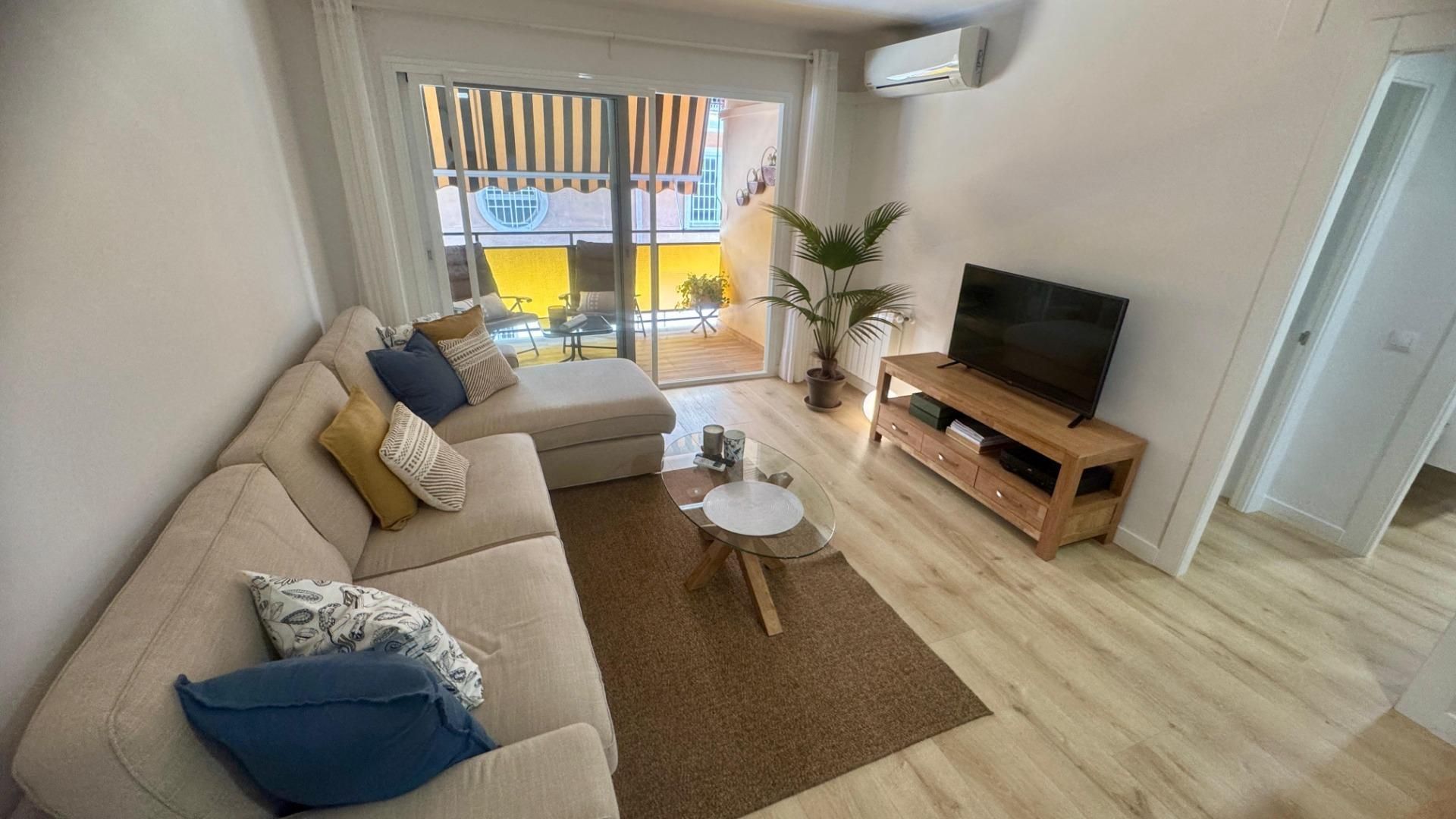 Living room of Flat for sale in Rincón de la Victoria  with Air Conditioner, Heating and Terrace