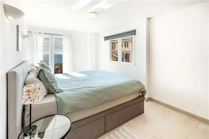 Dormitori de Apartament en venda en Calvià amb Terrassa i Piscina comunitària