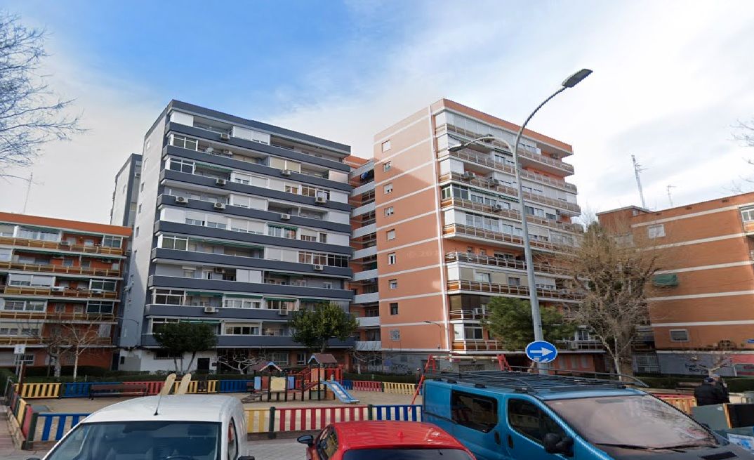 Vista exterior de Pis en venda en Fuenlabrada amb Calefacció i Terrassa